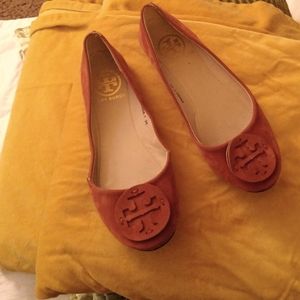 TORY BURCH RUST BALLET FLATS 36 5.5